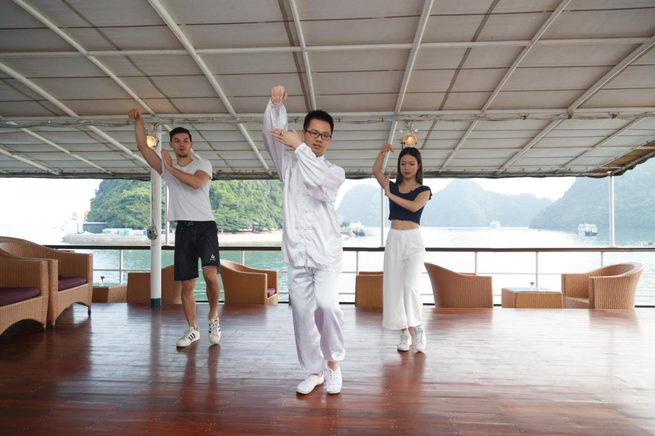 Emeraude Classic Cruises Ha Long Exterior foto